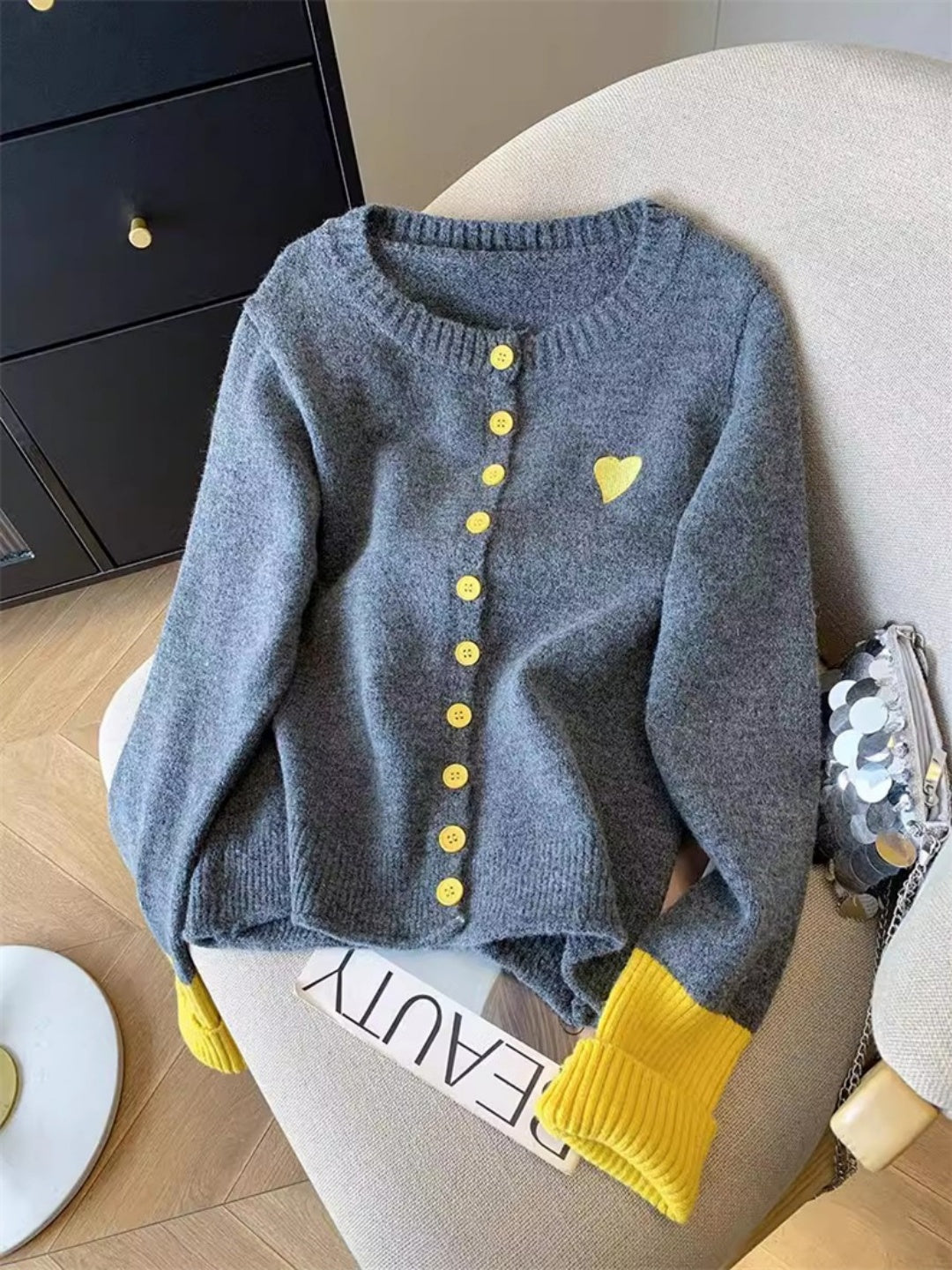 Heart-embroidered Knit Cardigan