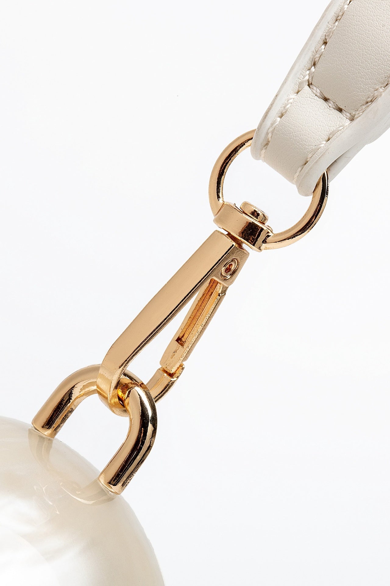 Pearl Strap Egg Bag