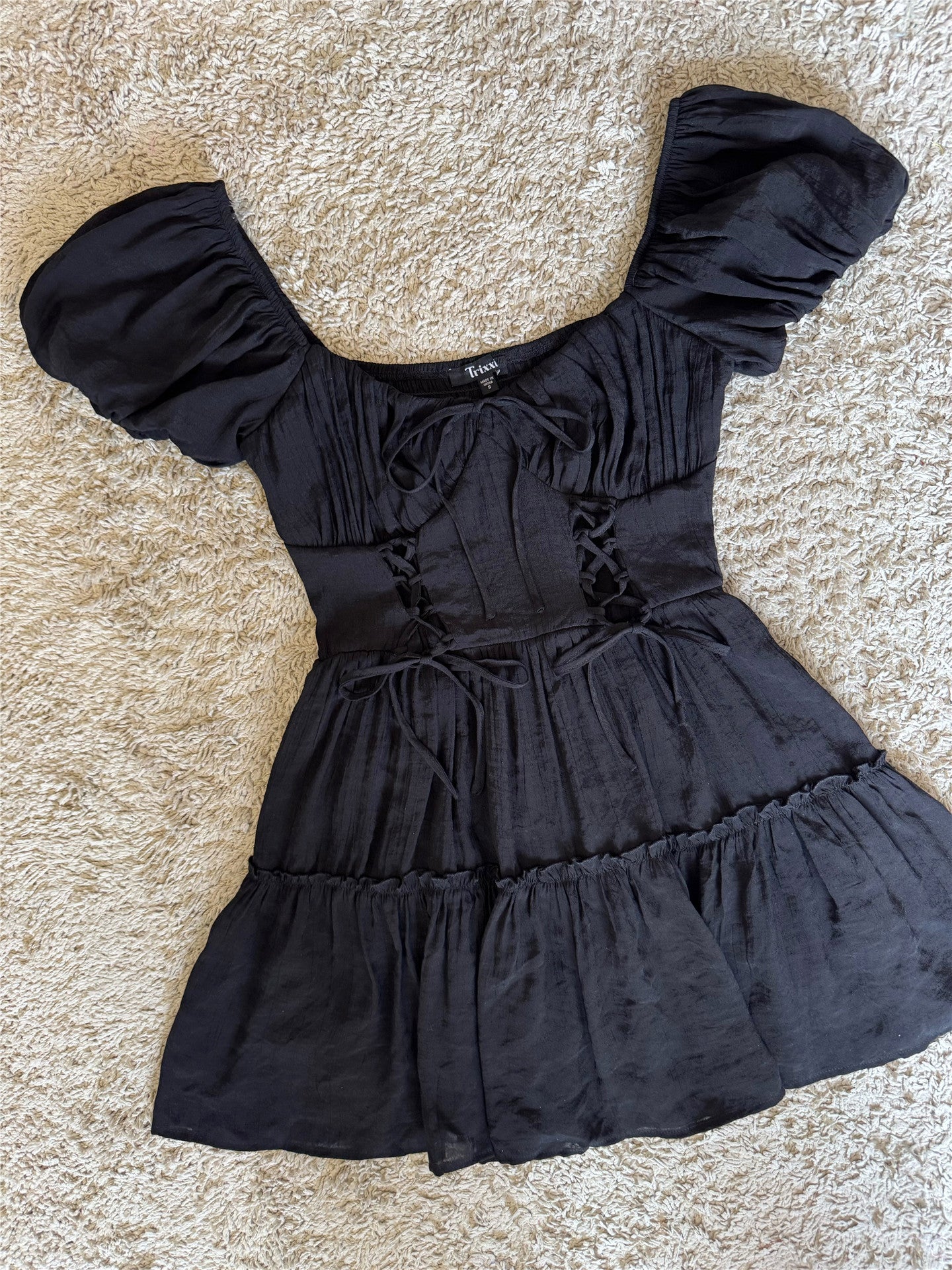 black bow tie puff sleeve flush lace dress