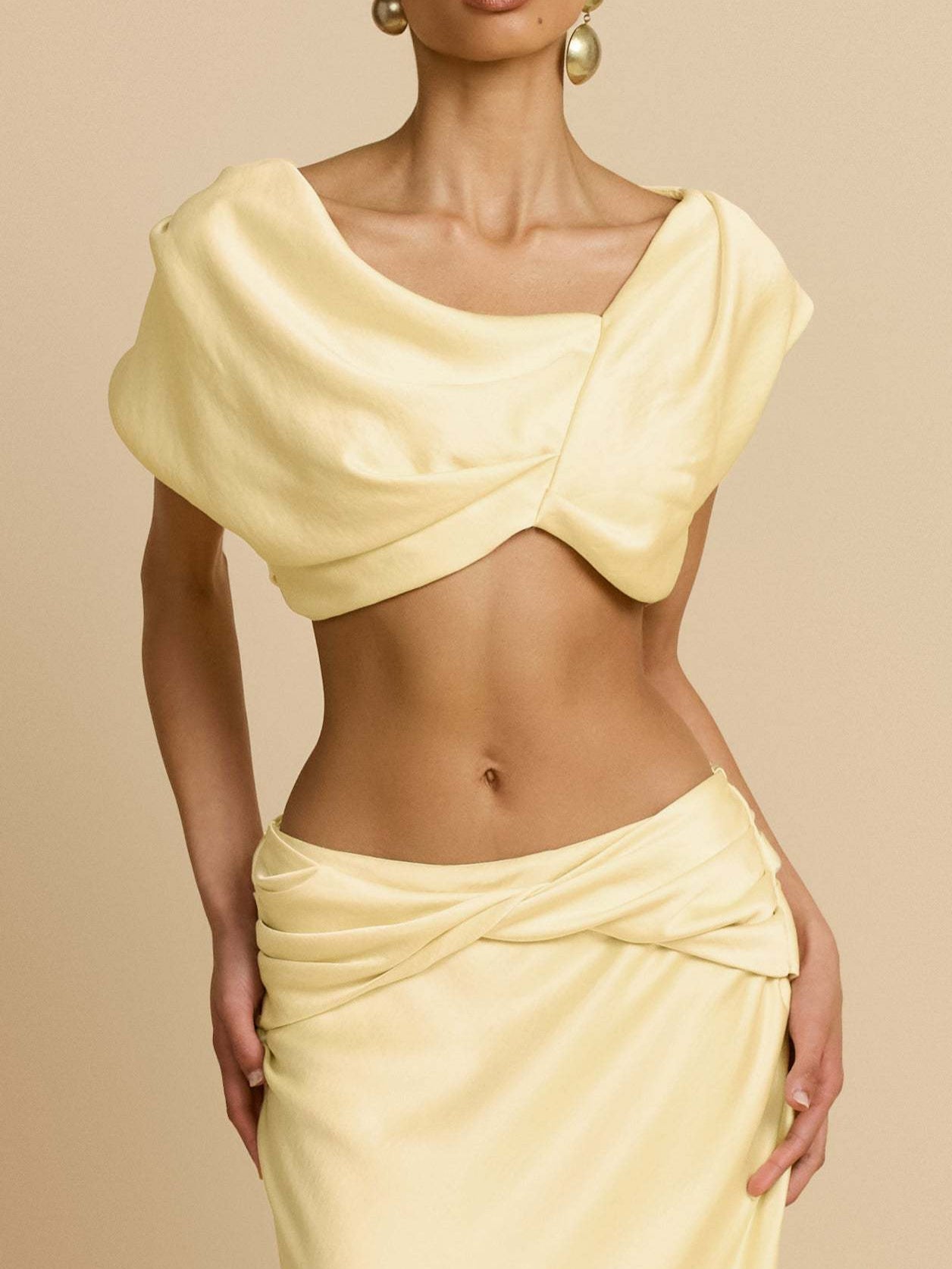 yellow pleated geometric splicing shape bandeau skirt suit