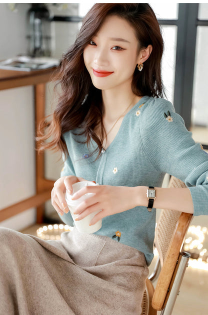 Alena Retro V-Neck Embroidered Sweater