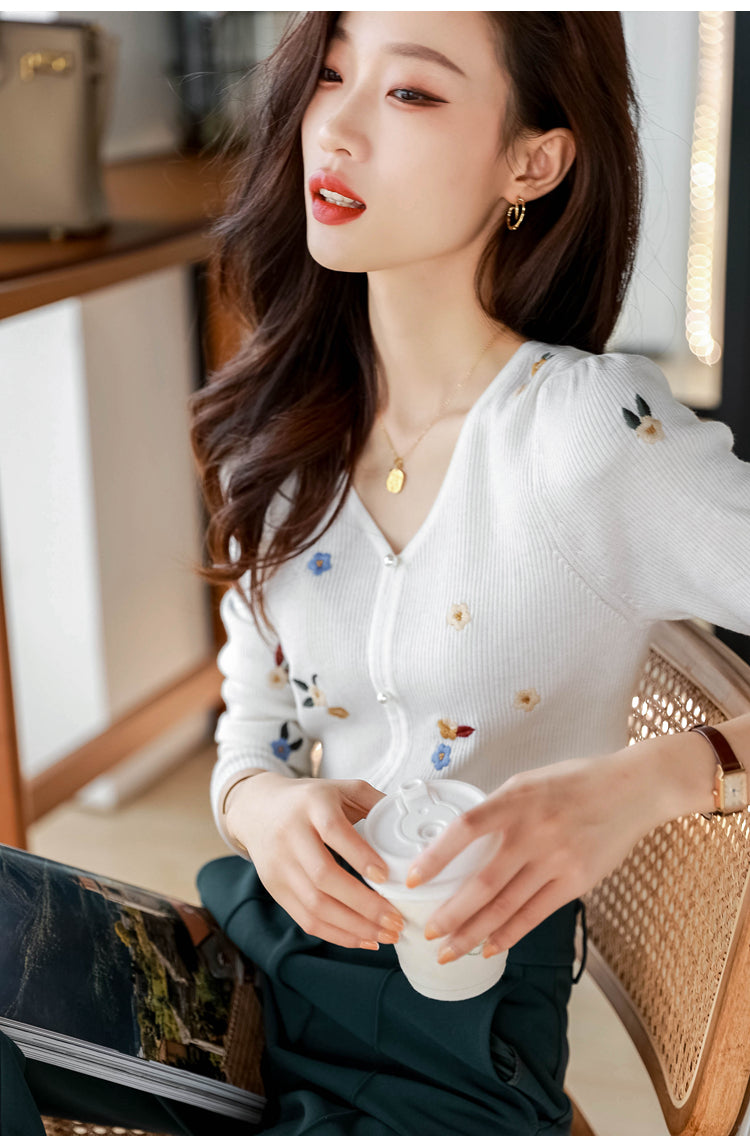Alena Retro V-Neck Embroidered Sweater