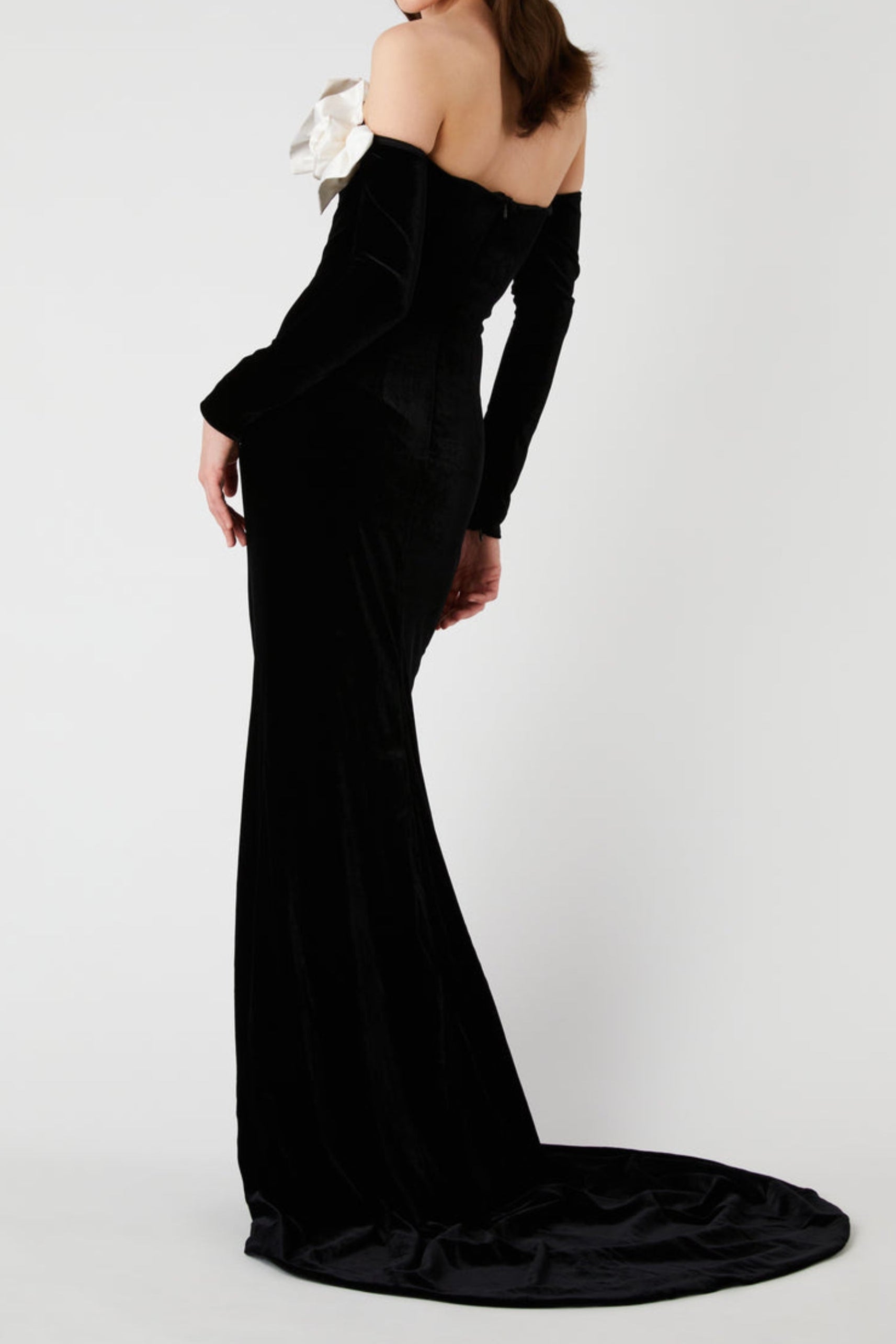 Floral long sleeve maxi dress in black