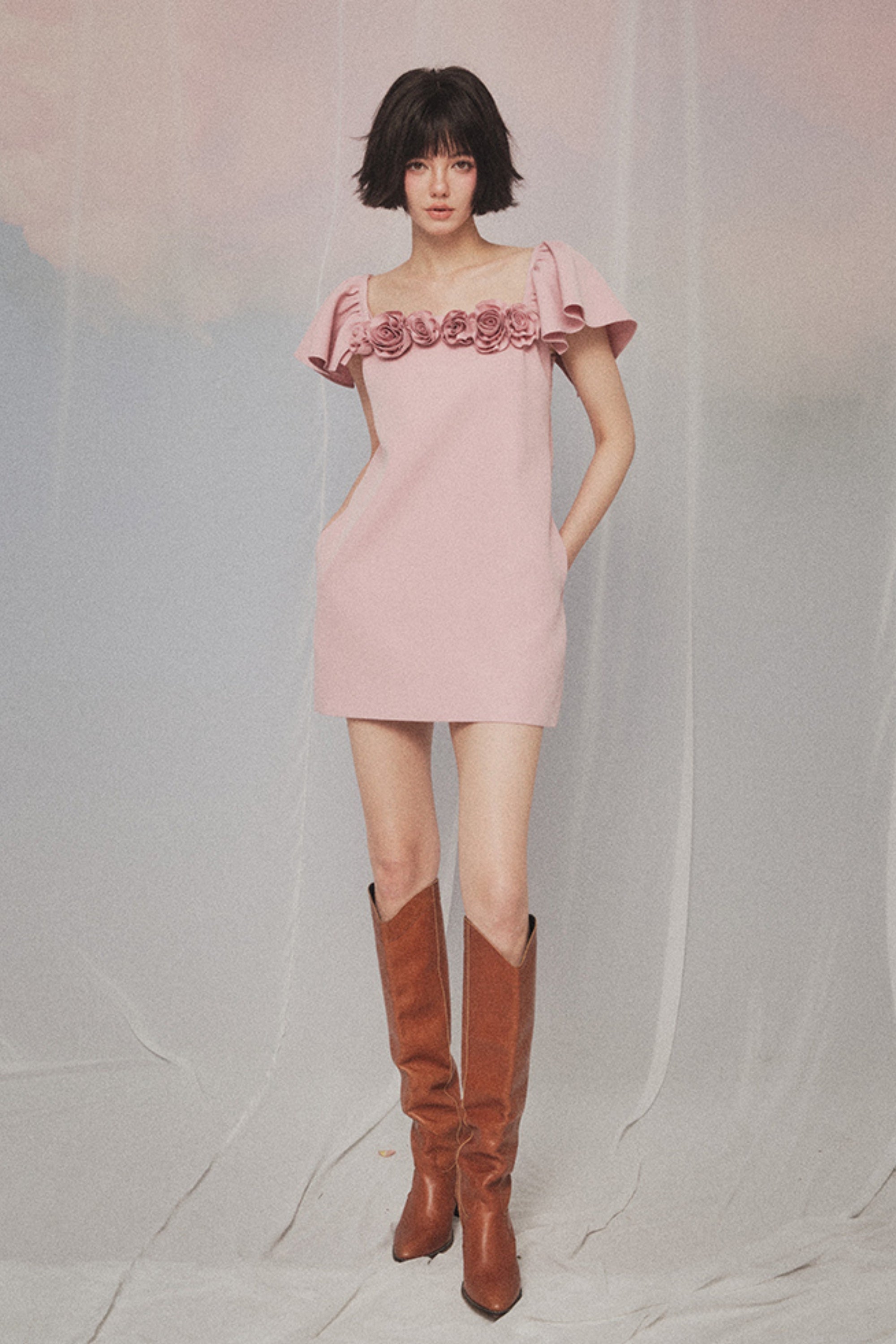 Flower mini dress in pink