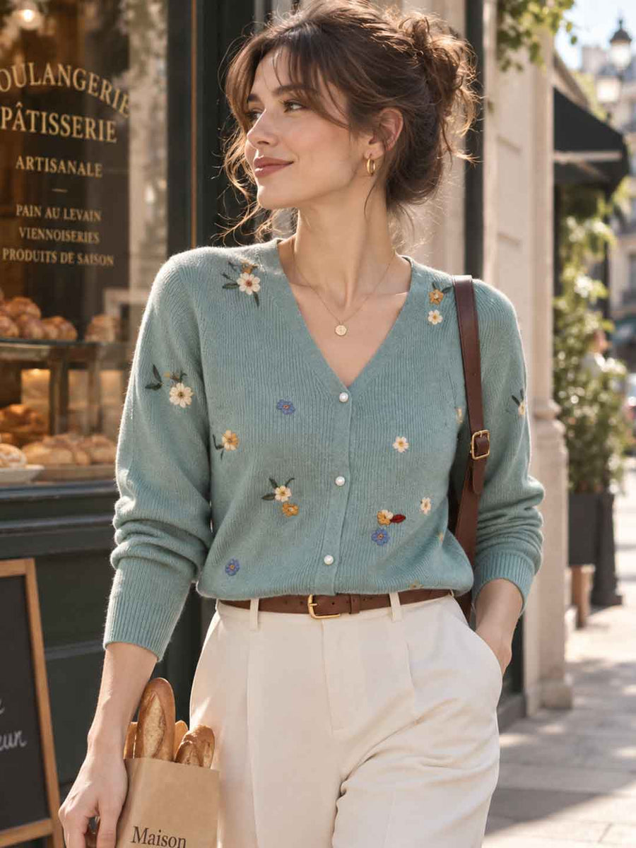 Alena Retro V-Neck Embroidered Sweater-Blue