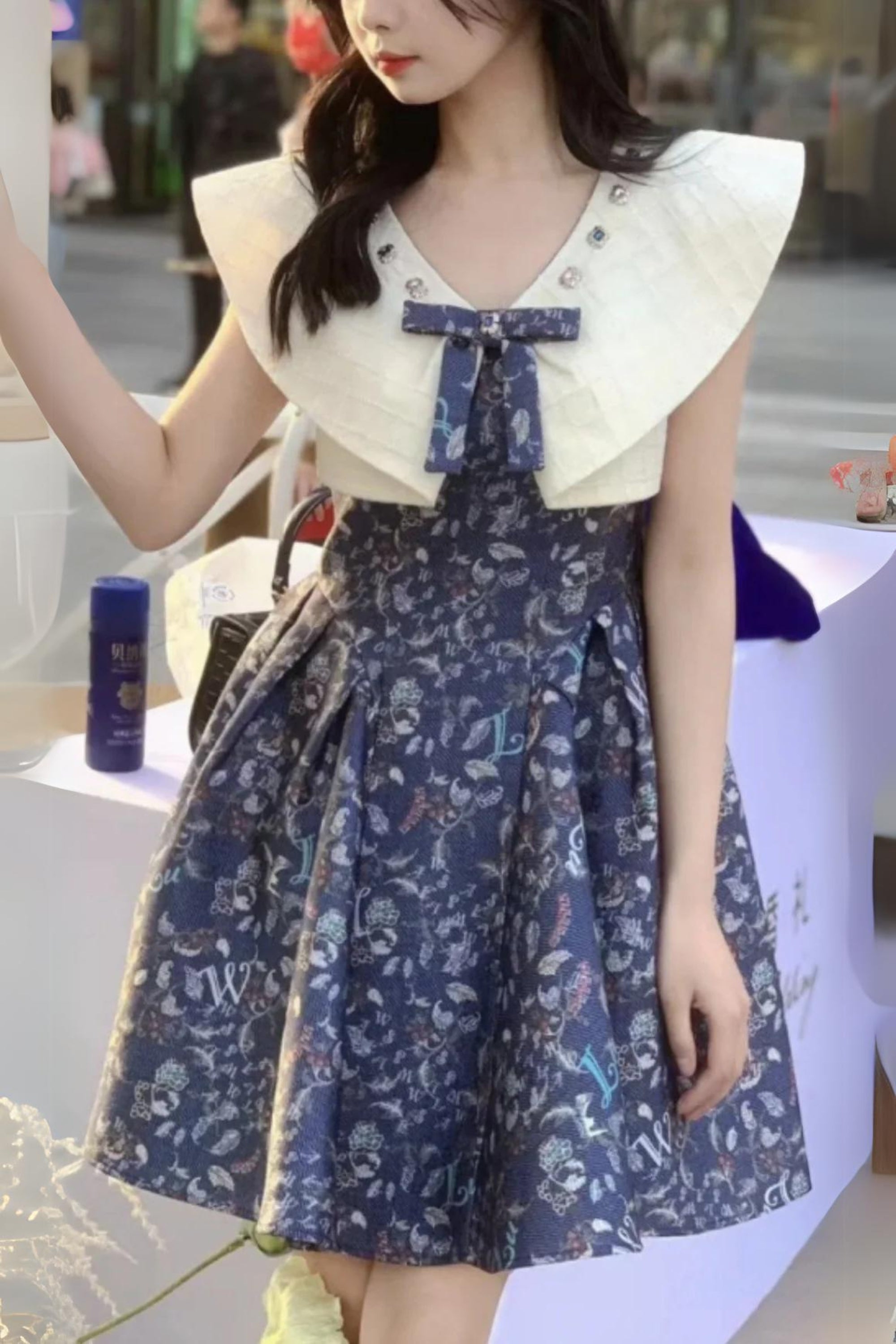 BLUE BOW SWEETHEART WAISTBAND SLEEVELESS FLORAL MINI DRESS