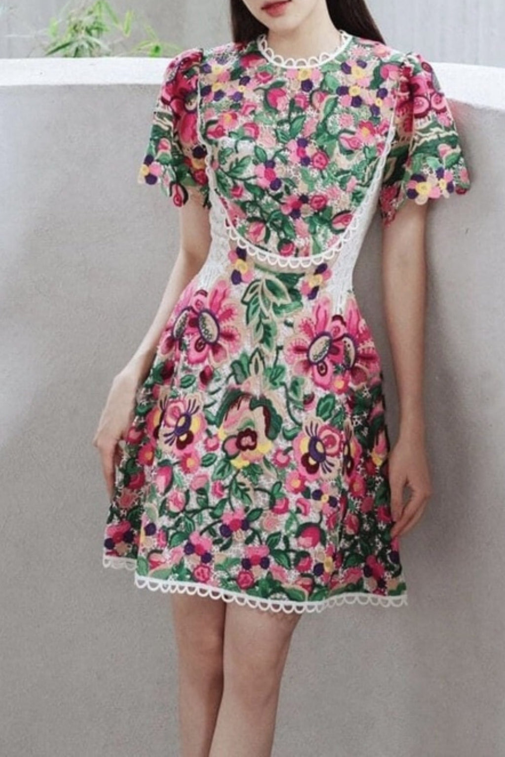 FLORAL-EMBROIDERED LACE DRESS IN LIPSTICK