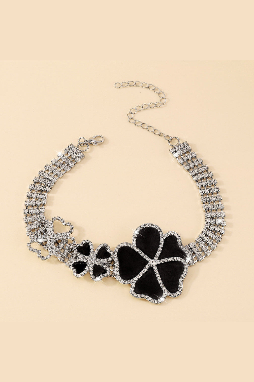 GEOMETRIC FLOWER RHINESTONE CHOKER