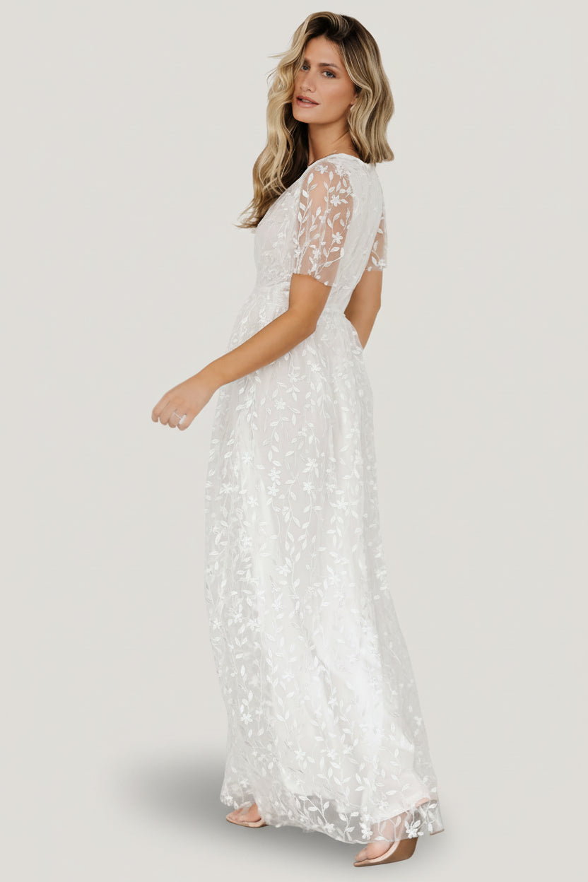 Marseille v-neck lace Embossed high slit Maxi Dress | White