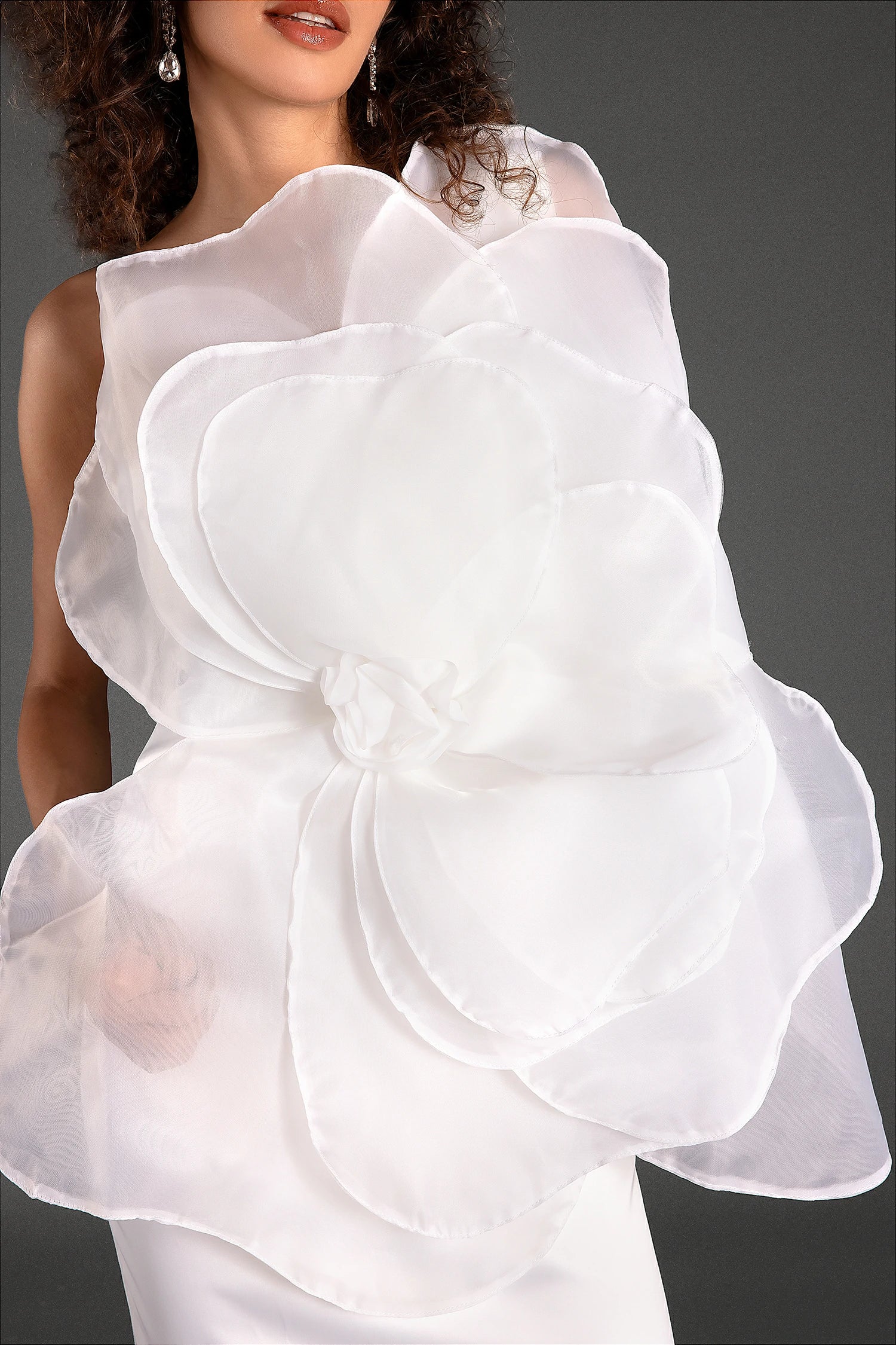Abito midi monospalla floreale 3D Mustelis