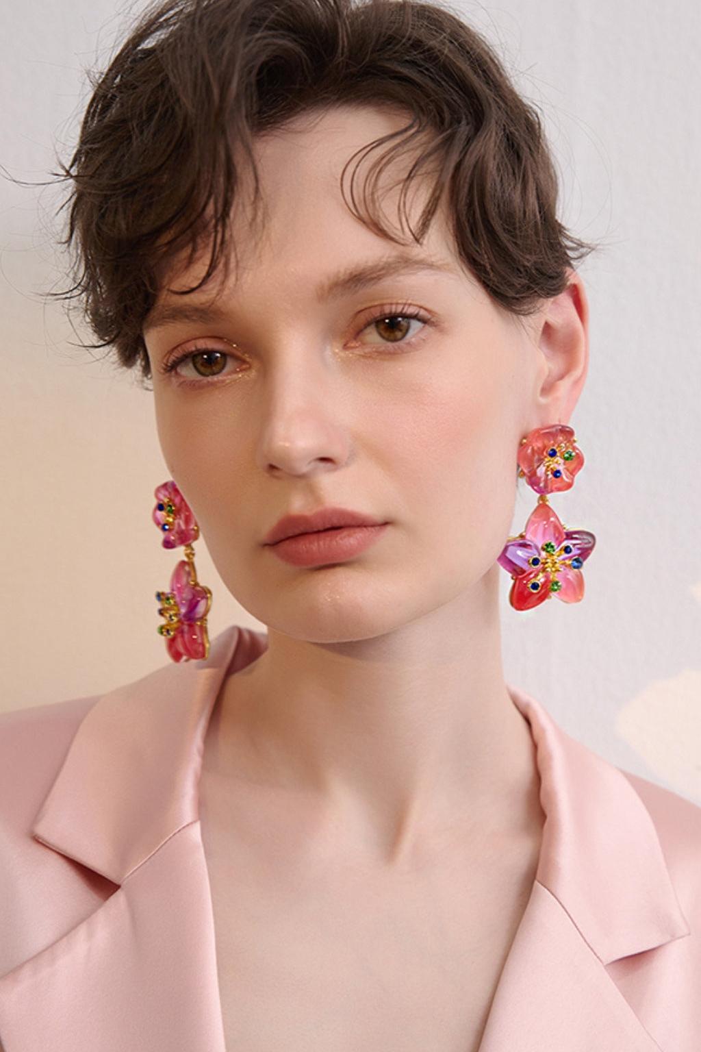 COLORFUL PETAL ALEC EARRINGS