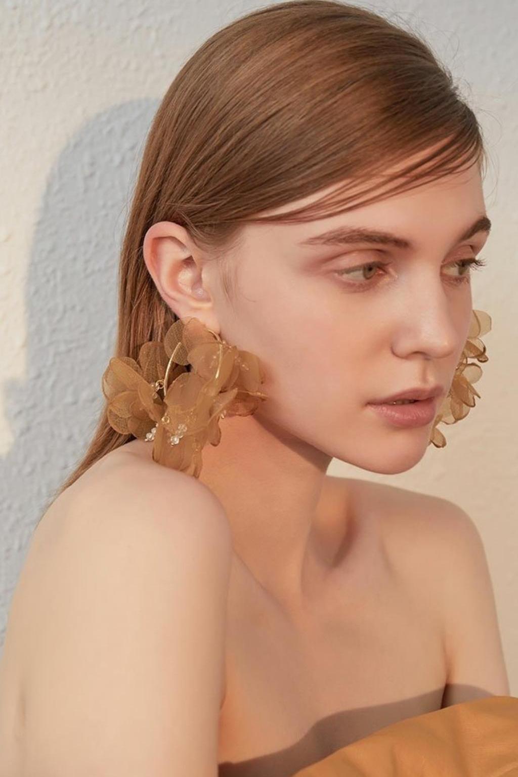 YELLOW ARTIFICIAL WATER EARRINGS