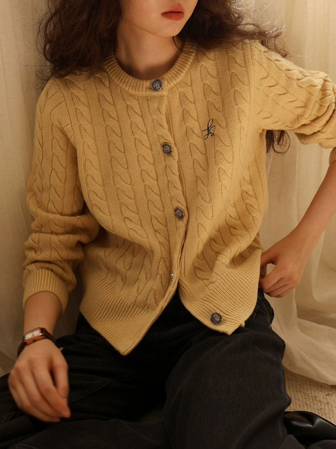 Riley Loose Crew Neck Cable Knitted Cardigan