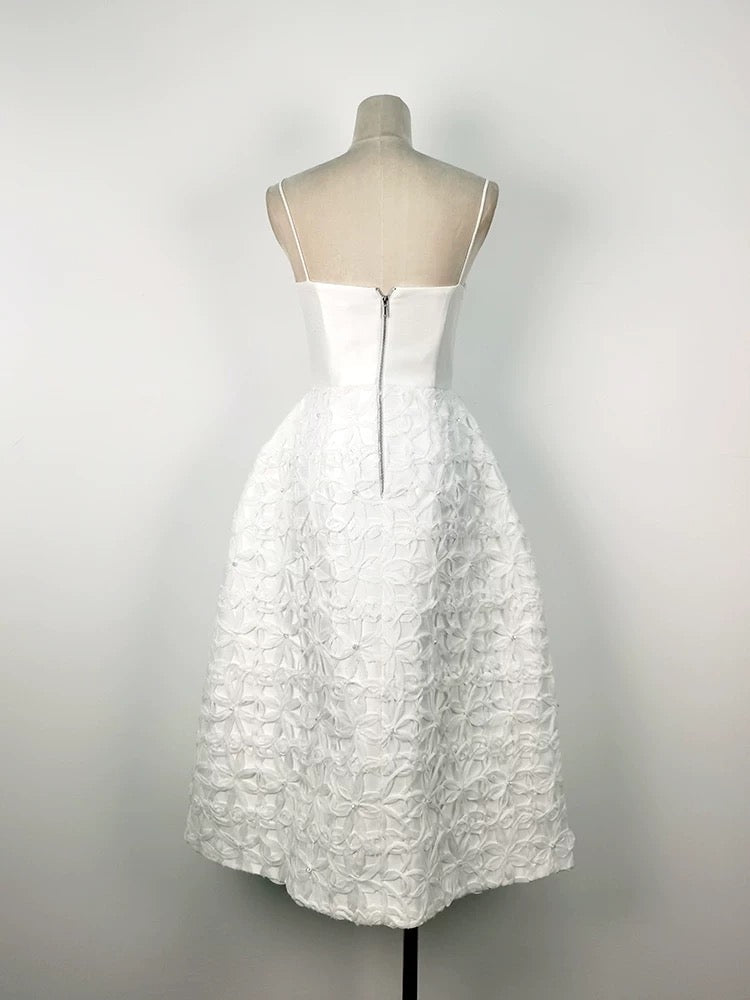 WHITE FLORAL EMBELLISHED STRAPLESS MIDI DRESS