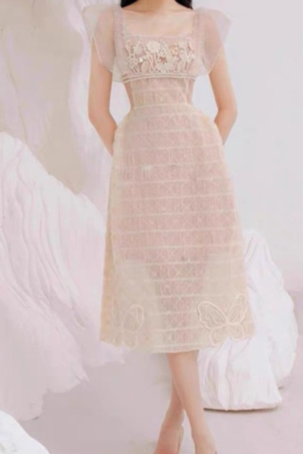 SQUARE NECK LACE MIDI DRESS IN BEIGE