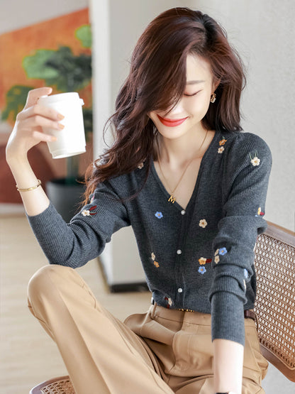 Alena Retro V-Neck Embroidered Sweater
