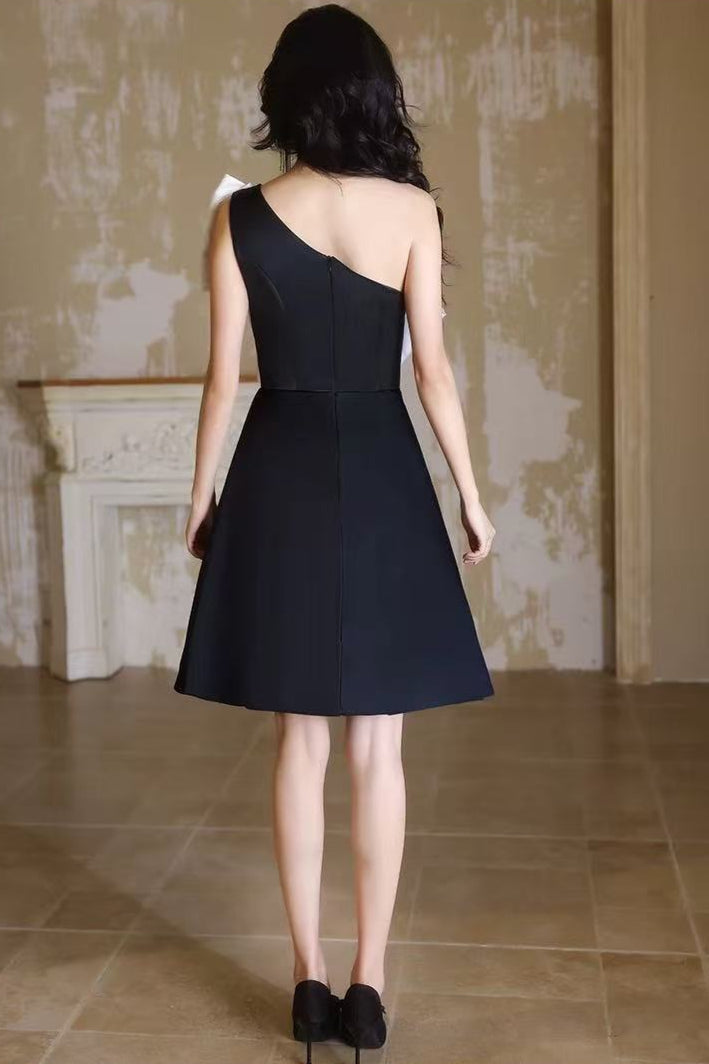 BOW-TIE OFF-SHOULDER MINI DRESS