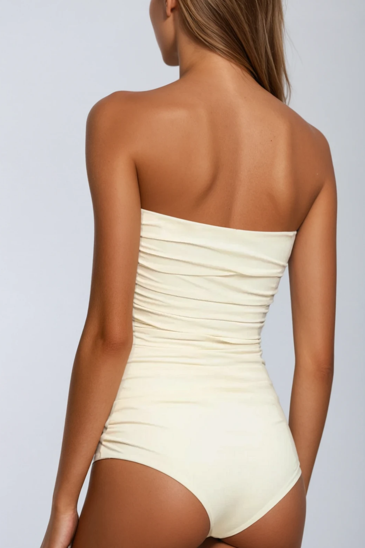 Nancy Costume intero con fiori arricciati color crema