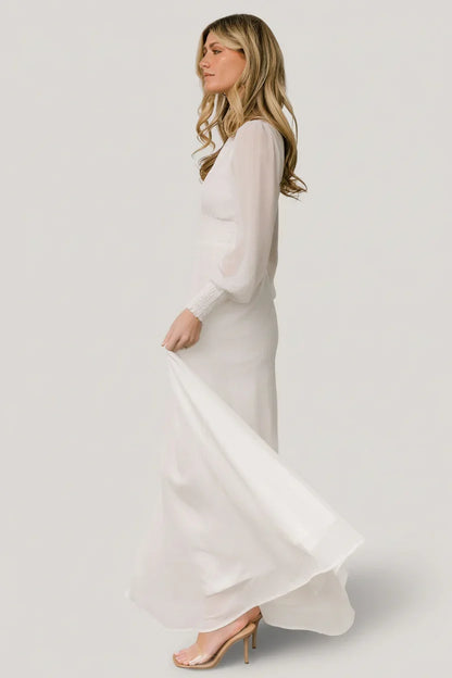 Olivia v-neck tulle Maxi Dress | White