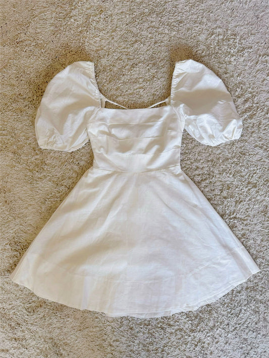 vintage cinched waist lace-up backless lantern sleeve linen dress