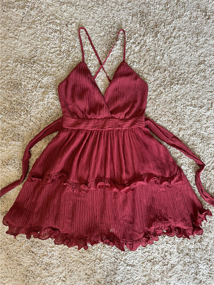 curled V-neck backless bow lace-up dress