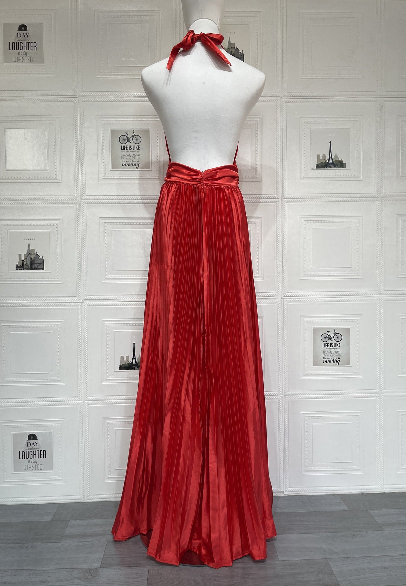 red one-shoulder pleated long dress