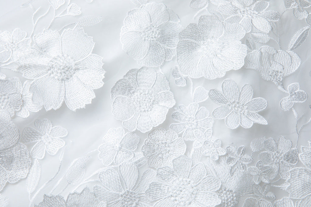 georgia 3d Floral Lace mini Dress in white