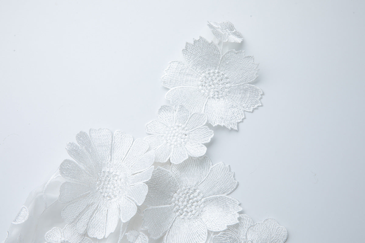 georgia 3d Floral Lace mini Dress in white