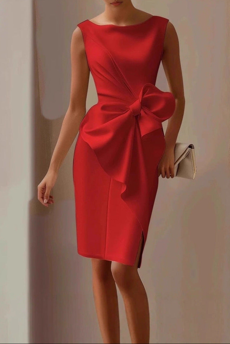 Sleeveless bodycon mini dress with bow
