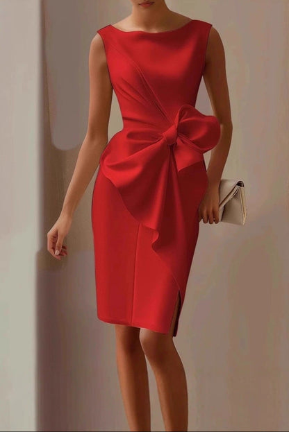 Sleeveless bodycon mini dress with bow