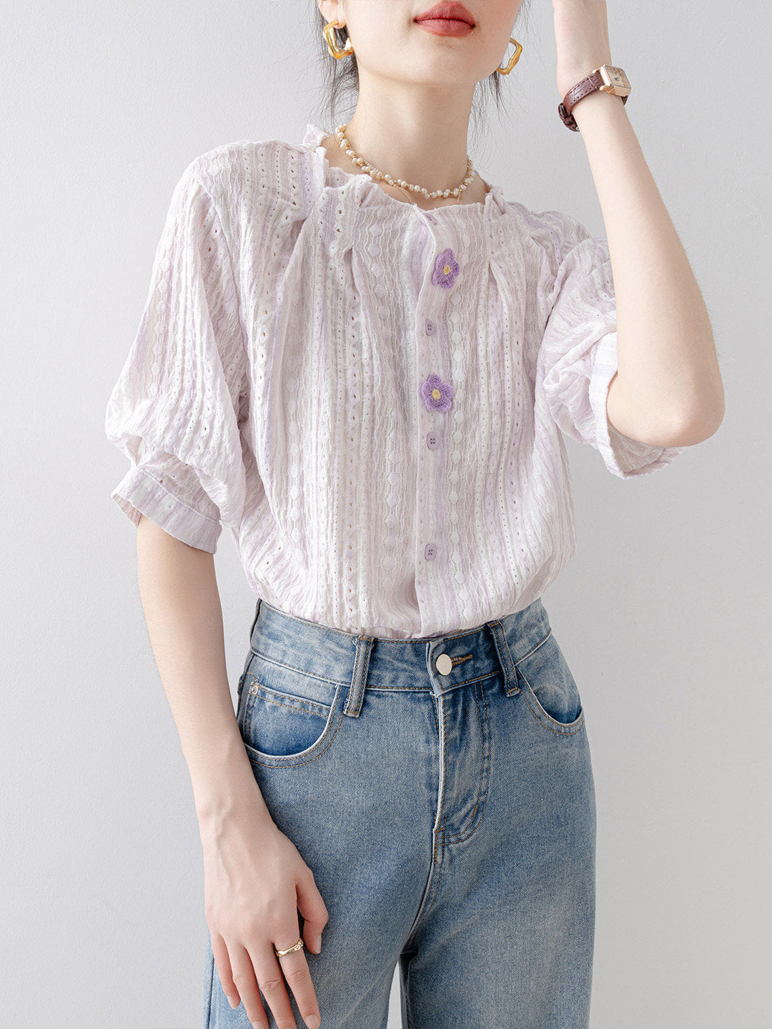 Loose-fitting round neck short-sleeved openwork shirt