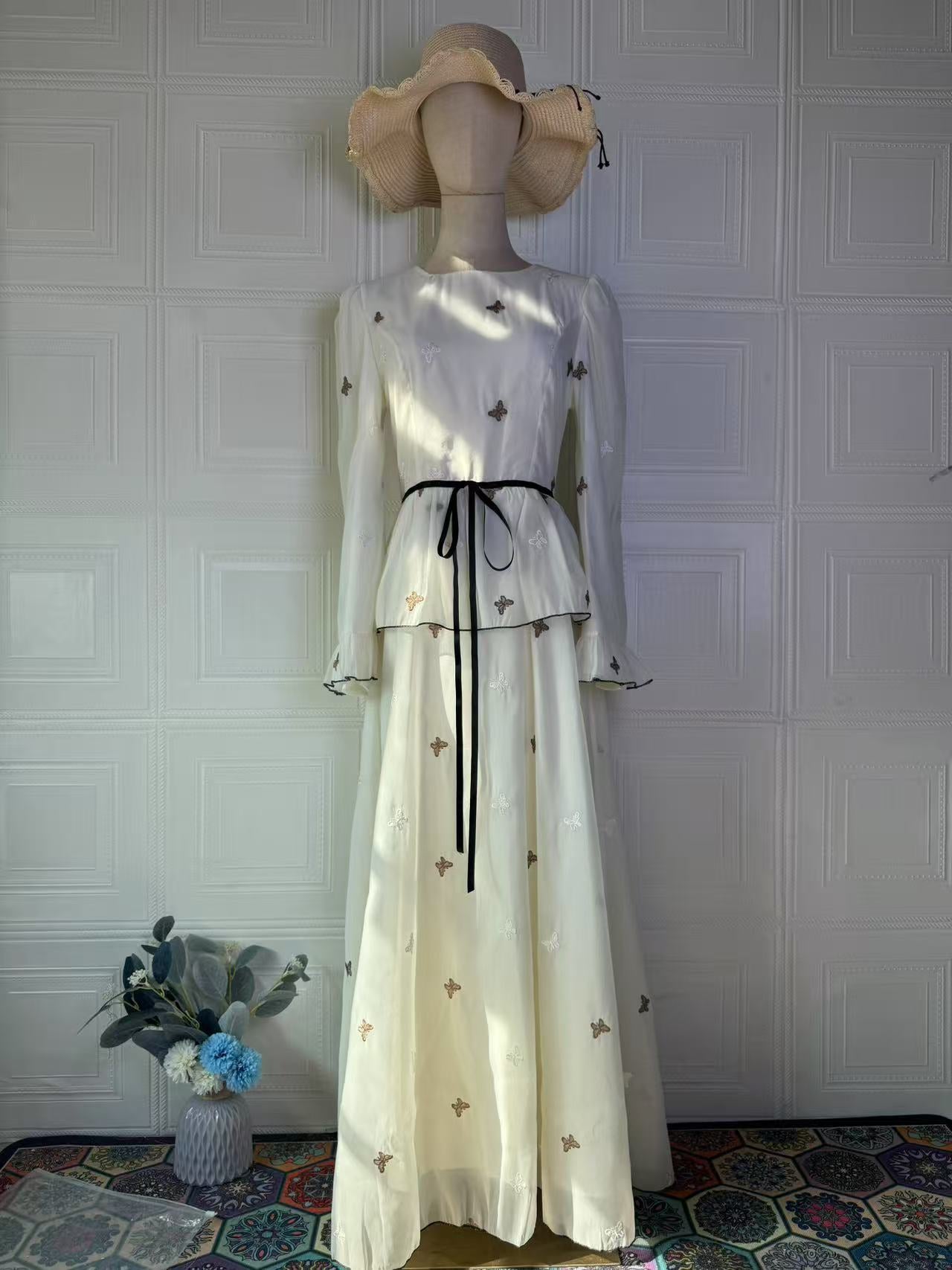 white long-sleeved tunic maxi dress