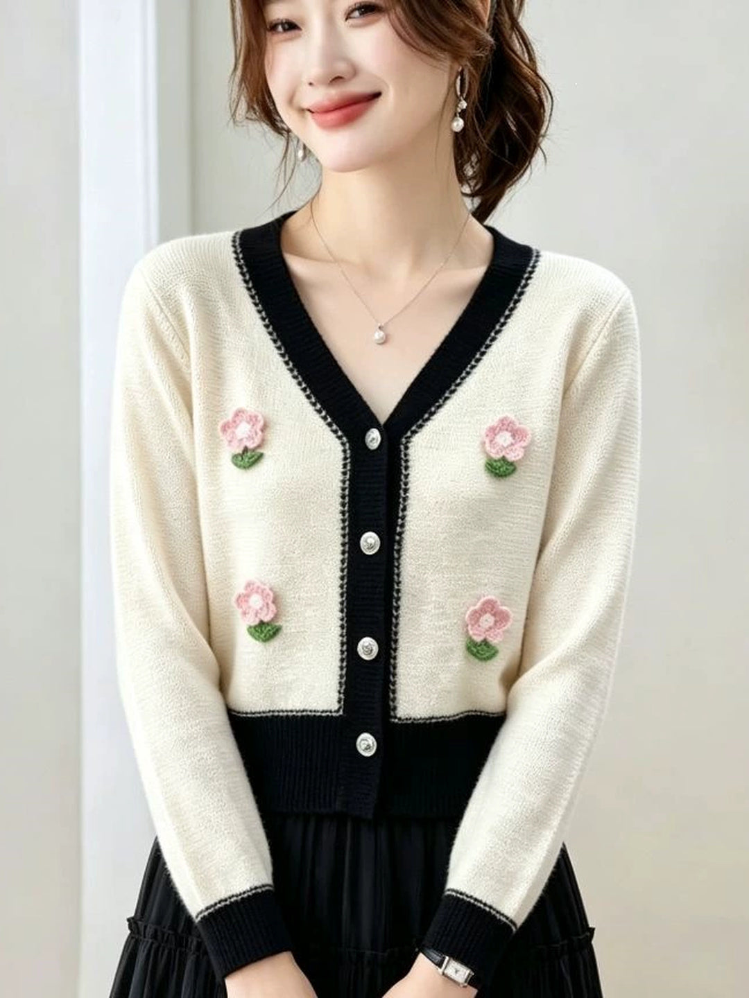 Color-blocked Floral Cardigan