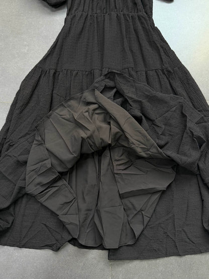 black U-neck bubble short sleeve elastic waist A-line dress
