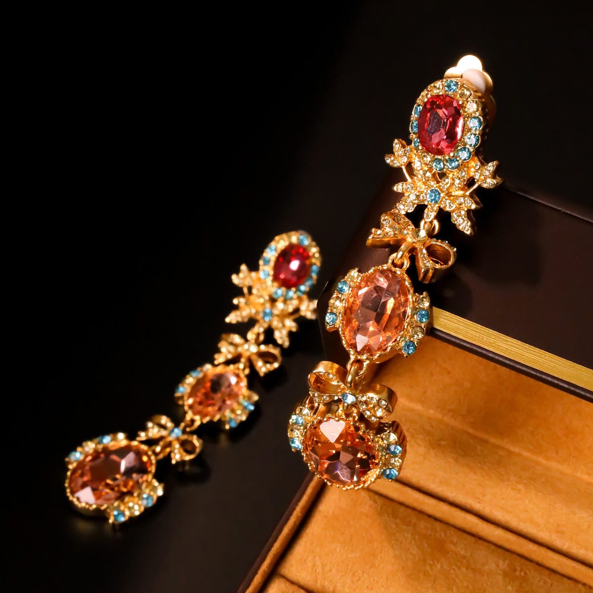 BOW EARRINGS