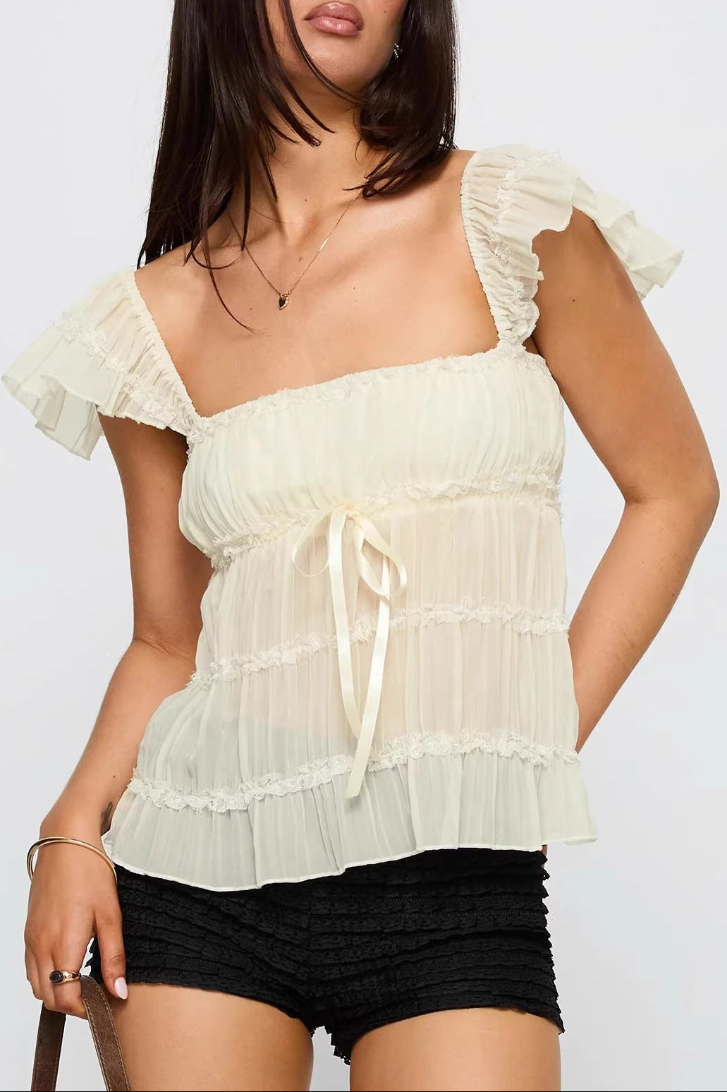 Cross-border foreign trade women's summer French sweet style U-neck short sleeve women's flying sleeves with chest pads fashion T-shirt tops