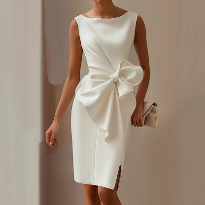 Sleeveless bodycon mini dress with bow