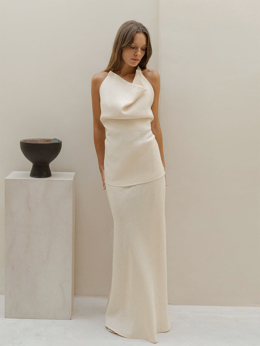 Halter-neck open-back camisole & fishtail skirt