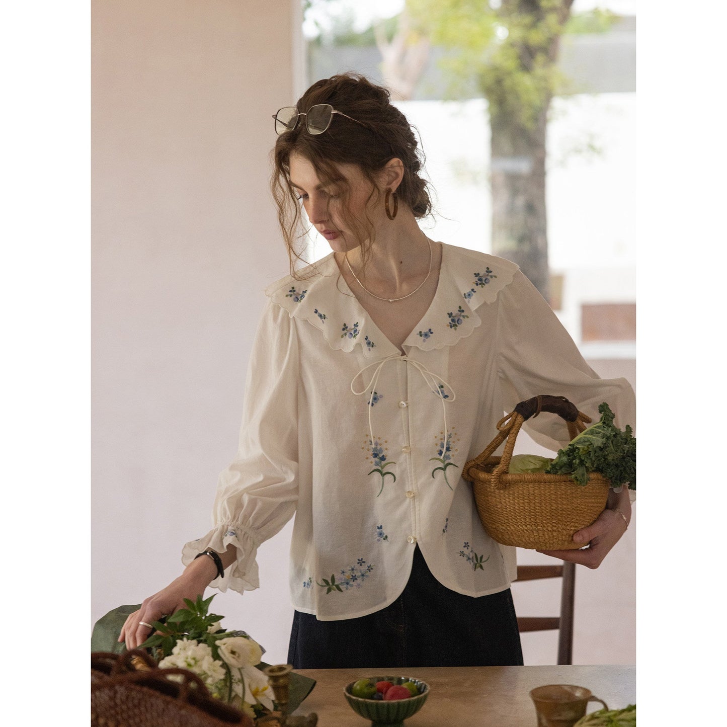 Retro floral ruffle shirt
