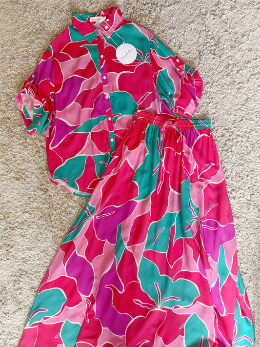 Vibrant Tropical Leaf Print Shirt & Wide Leg Pants Two-Piece Set