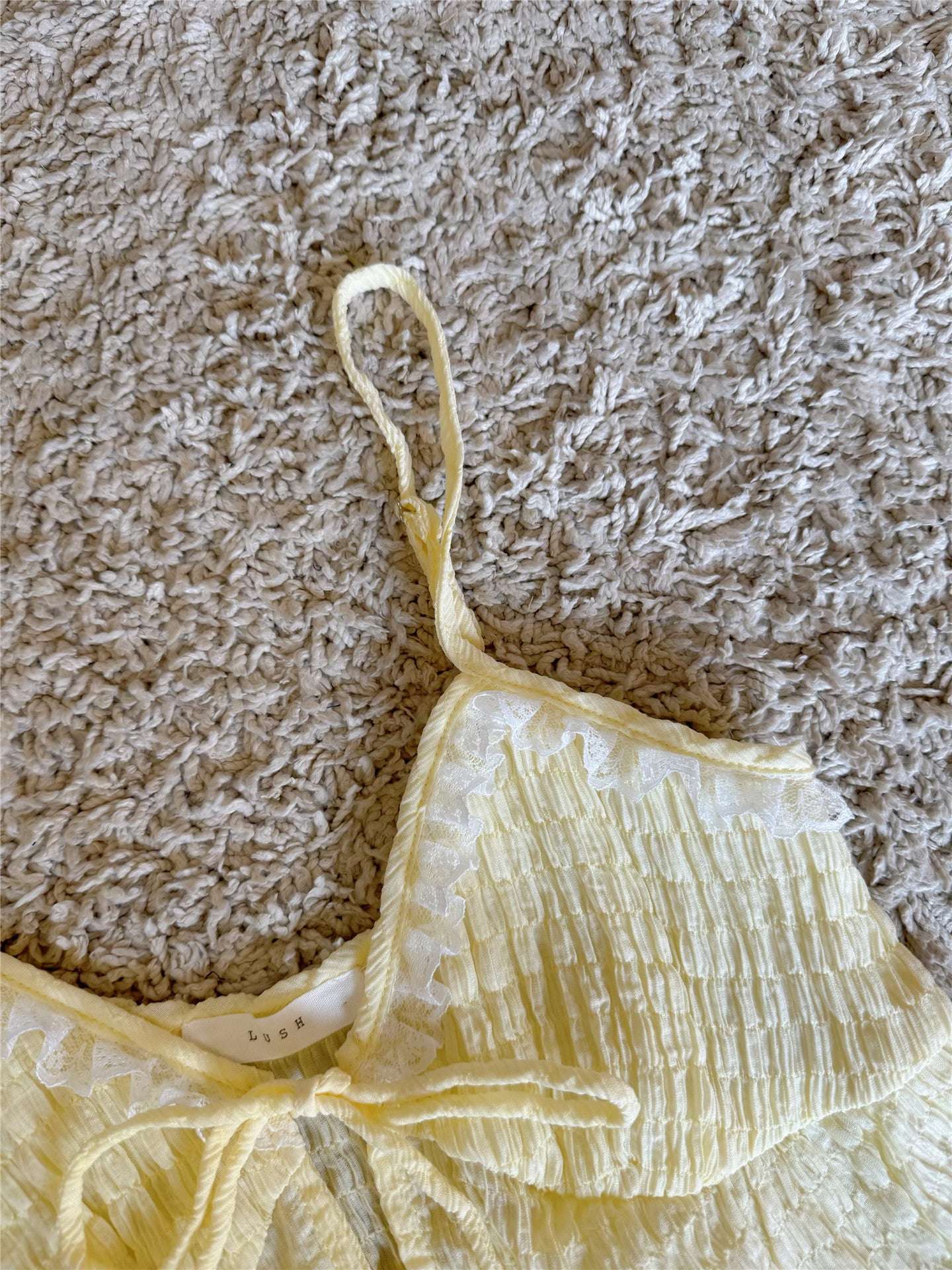 Front Multi-Tie Lace Trim Tiered Cami Top