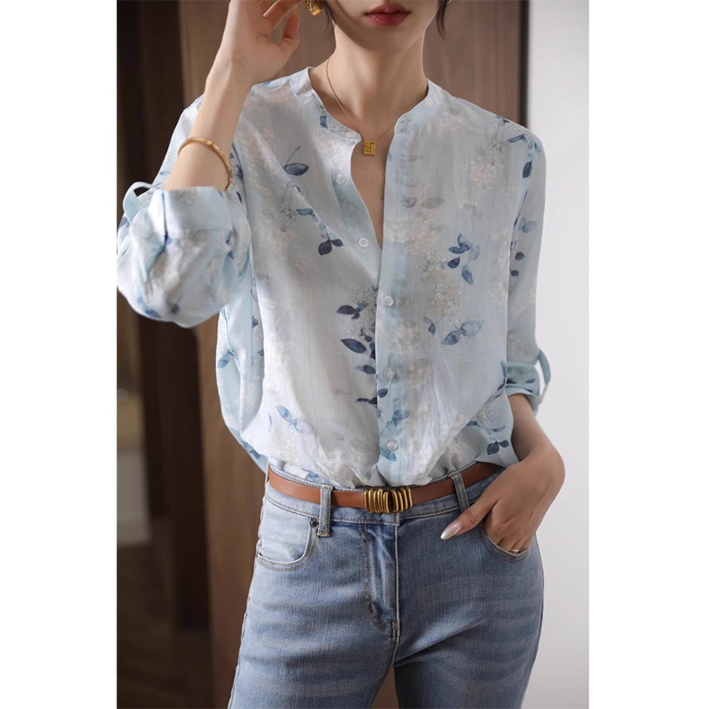 blue Three-quarter sleeve printed cotton shirt