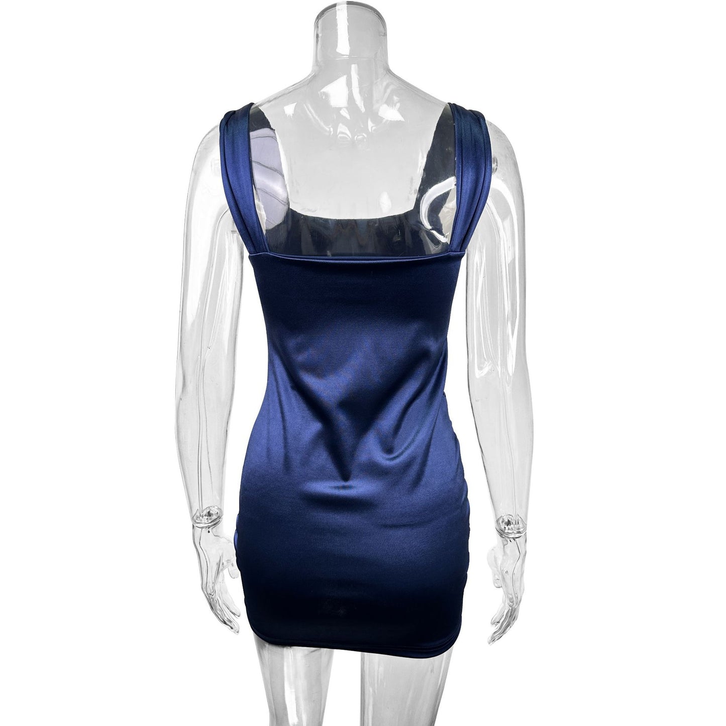 Low-cut halter pleated bodycon dress