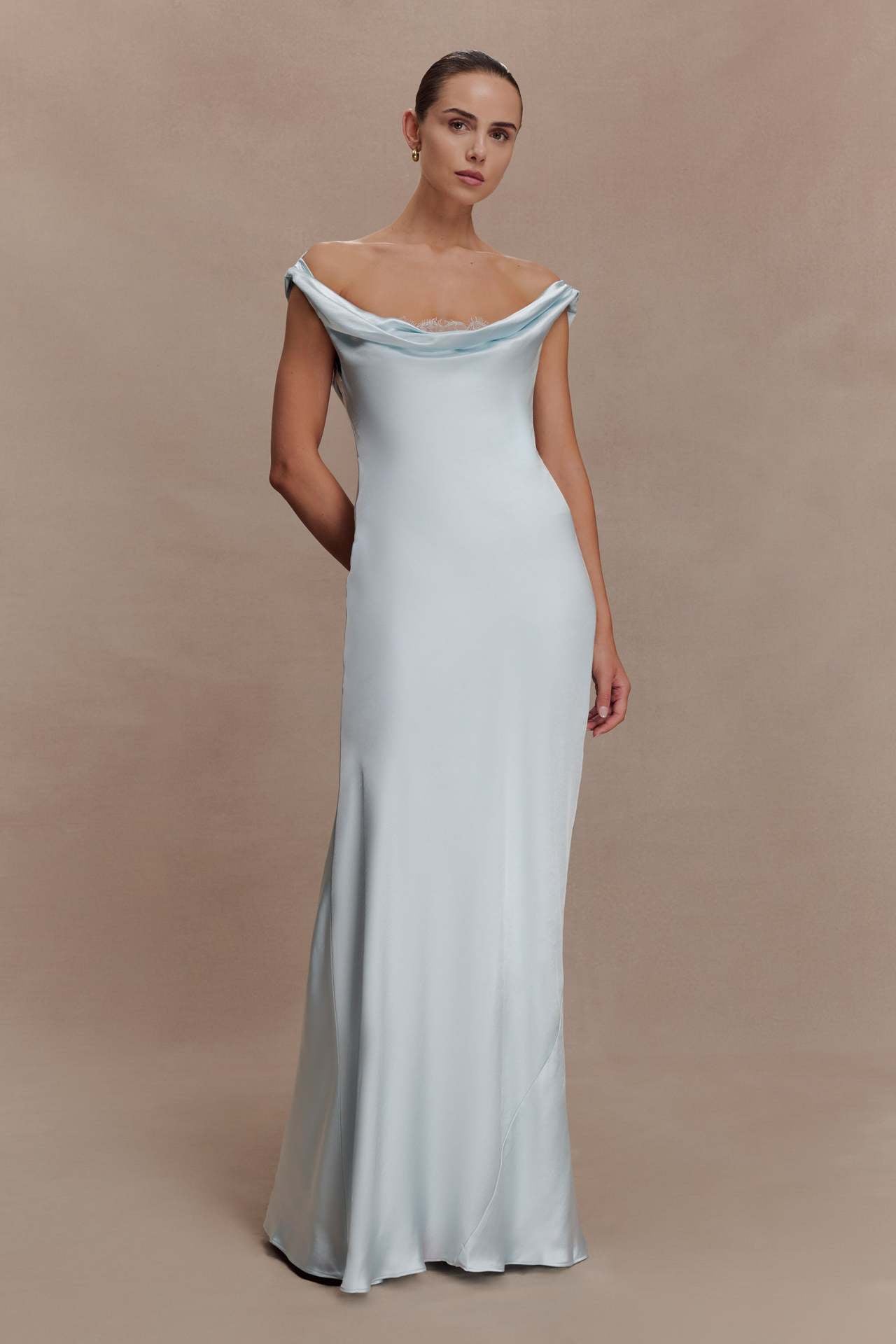 blue  satin swinging collar  lace dress