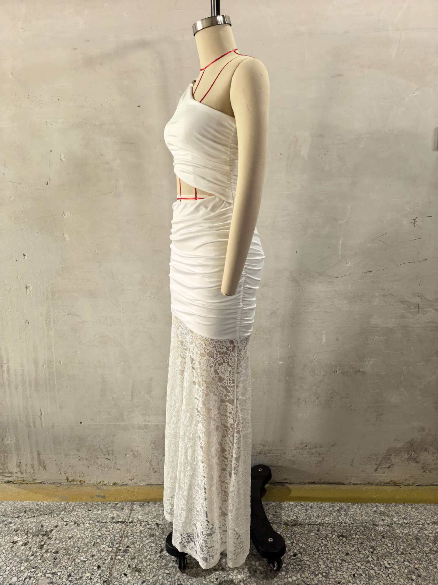 white slanted shoulder cutout sleeveless two piece set