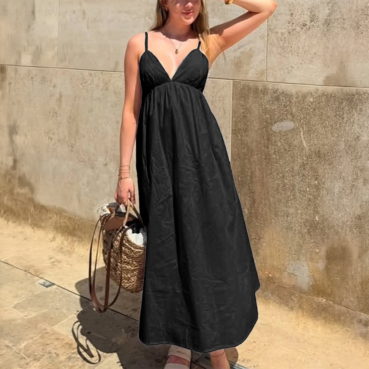 black suspender deep V high-waisted loose dress