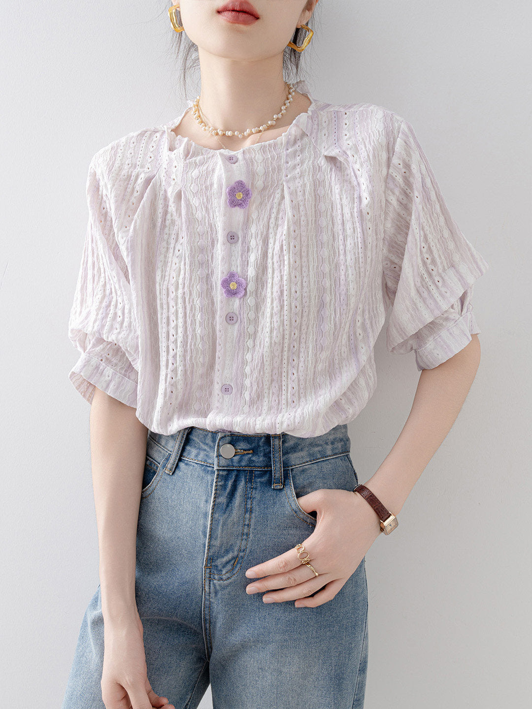 Loose-fitting round neck short-sleeved openwork shirt