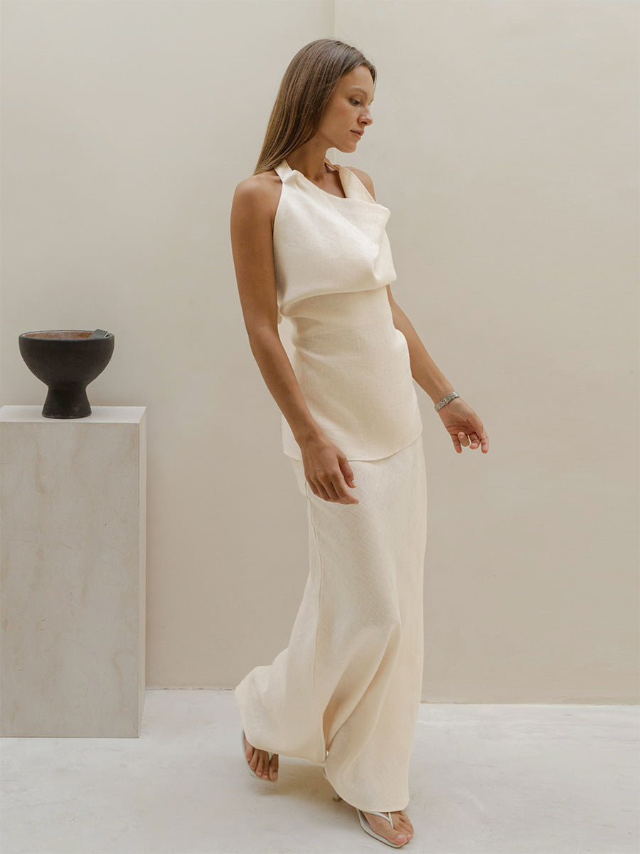 Halter-neck open-back camisole & fishtail skirt