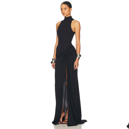 black high slit sleeveless pleated dress