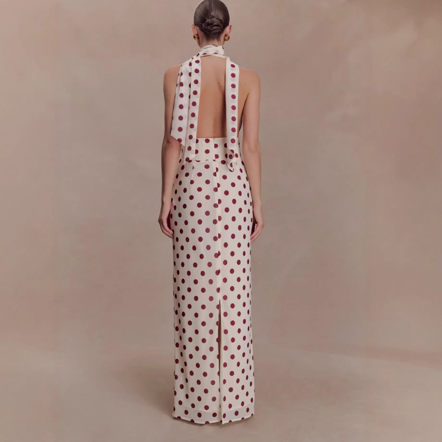 deep V print halterneck dress